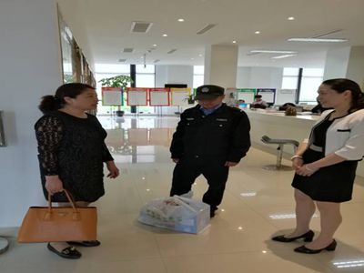 东港街道六一慰问1_副本.jpg